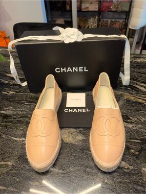 CHANEL Nude Leather Espadrille Slip-On with CC Logo